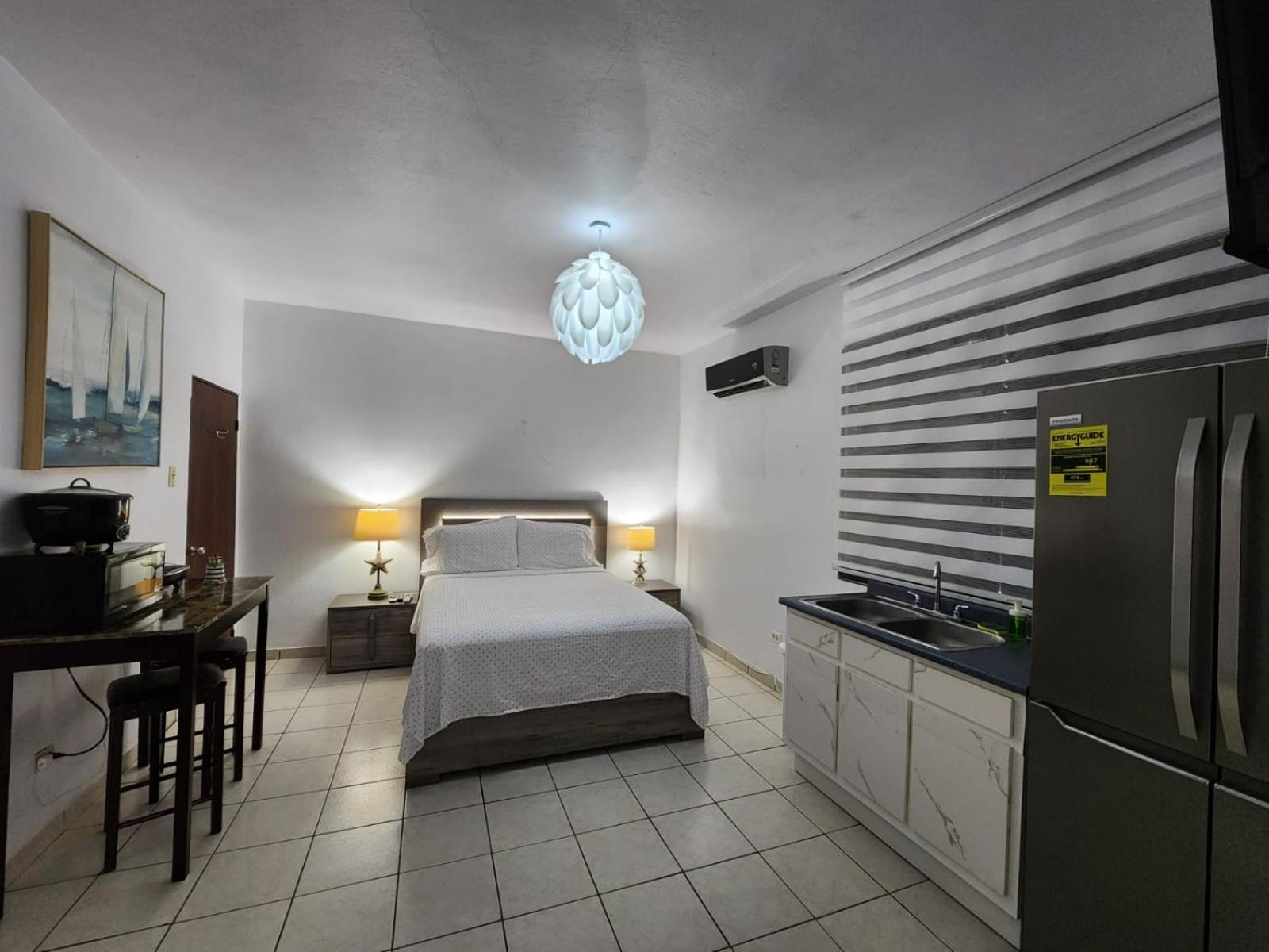 Playa Apartments 萨利纳斯 外观 照片